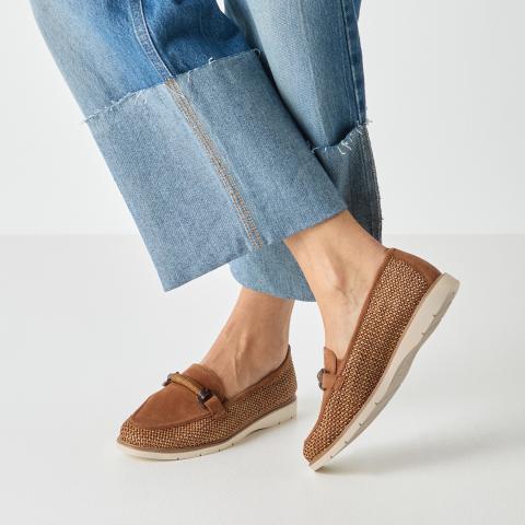 Tamaris Zárt félcipõ 1-1-24223-46-305