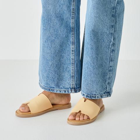 Tamaris Utcai papucs 1-1-27135-42-651