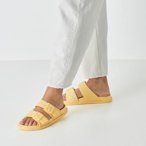 Tamaris Utcai papucs 1-1-27430-46-611