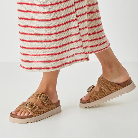 Tamaris Utcai papucs 1-1-27516-46-305