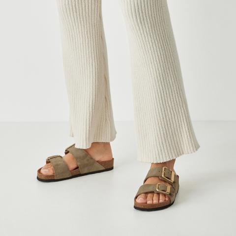 Tamaris Utcai papucs 1-1-27543-42-7A2