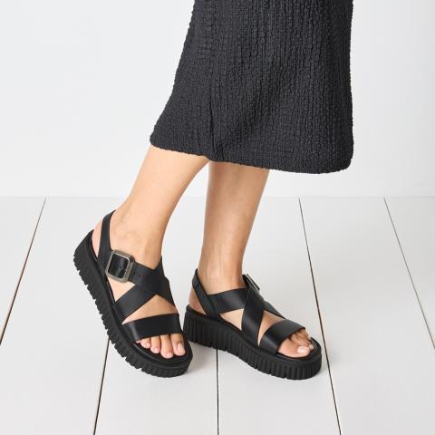 Tamaris Szandál 1-1-28705-44-001